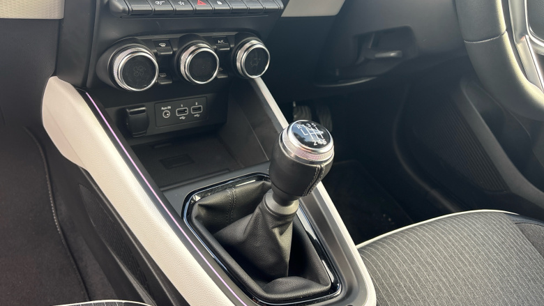 Renault Clio 1.0 TCe 90 Techno 5dr Petrol Hatchback